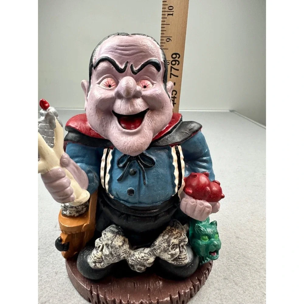 Halloween Rubber Dracula 9 Inch Battery‎ Operated Animated Sing and Dance